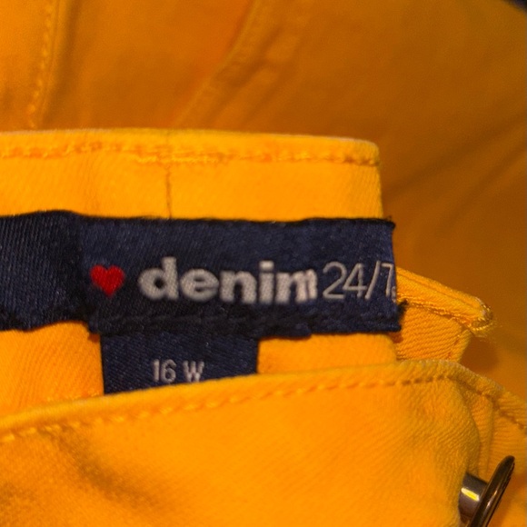 Variety Of Women’s Denim Jeans Size 16 - Picture 2 of 7